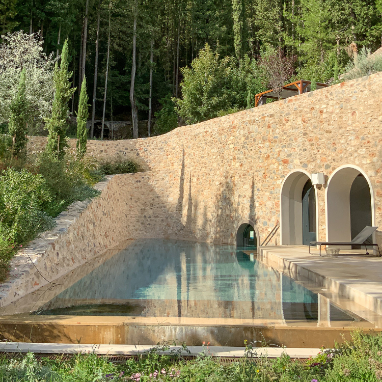 Exterior Pool Arches Outside Euphoria Retreat Greece