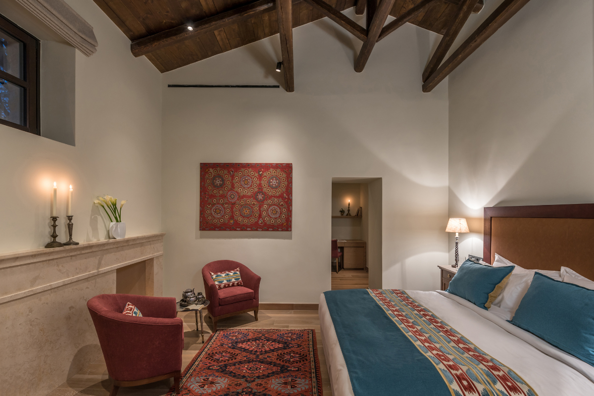 Superior Deluxe Single Guest Room